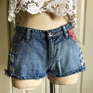 NEW Ripped denim shorts
